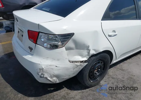 2010 Kia Forte Lx из США, поврежденный, VIN KNAFT4A20A5041013